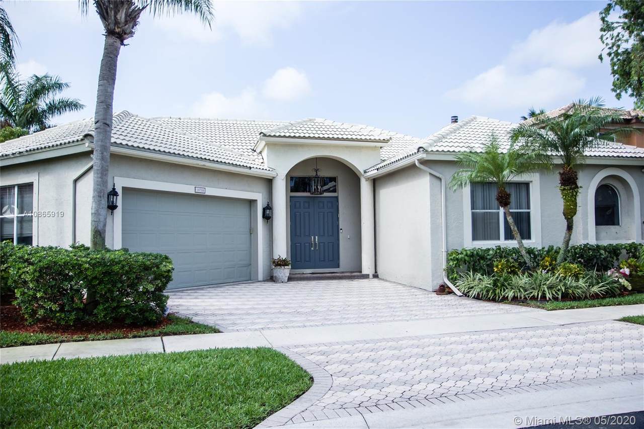 10780 Haydn Dr - Photo 1