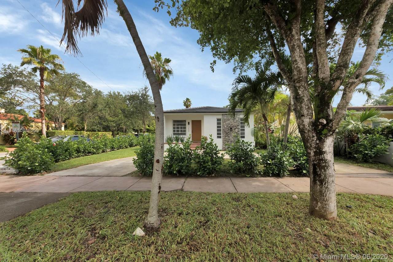 1309 Venetia Ave - Photo 1