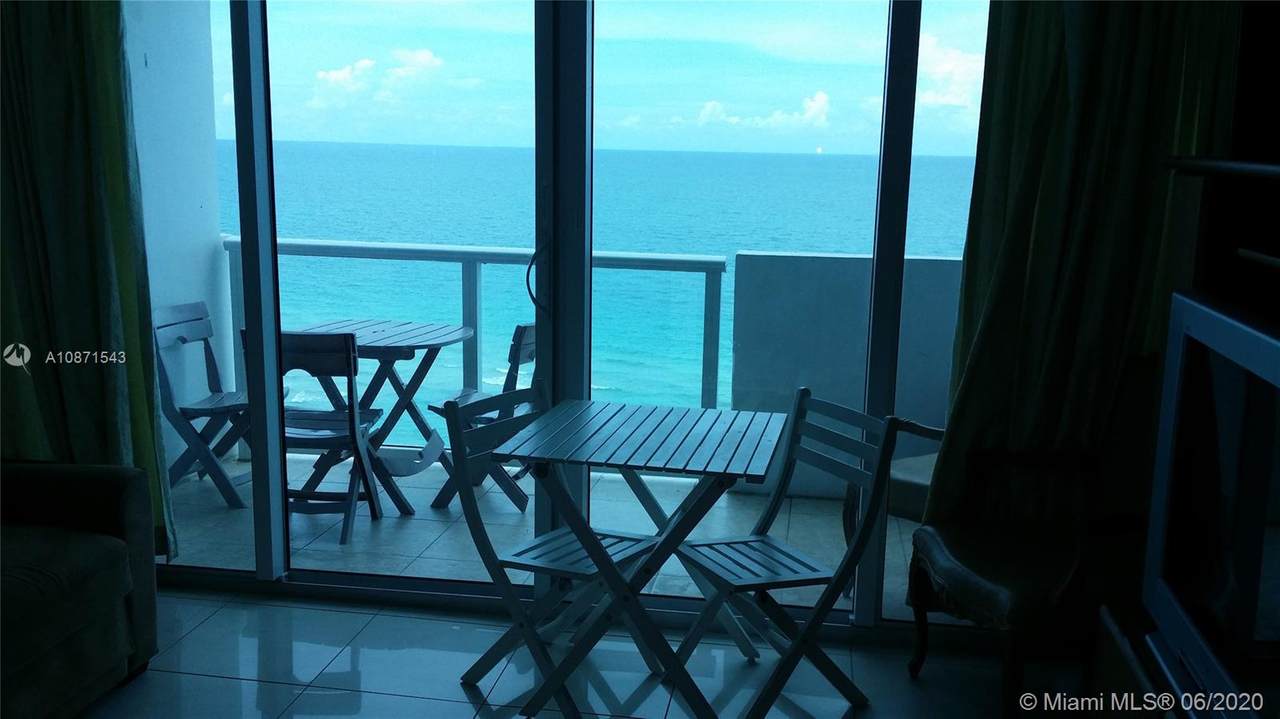 5445 Collins Ave - Photo 1