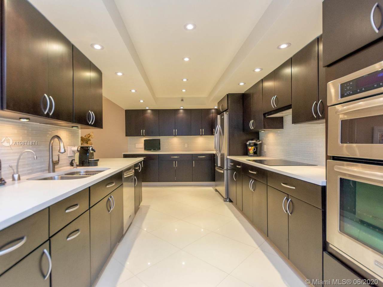 10175 Collins Av - Photo 1