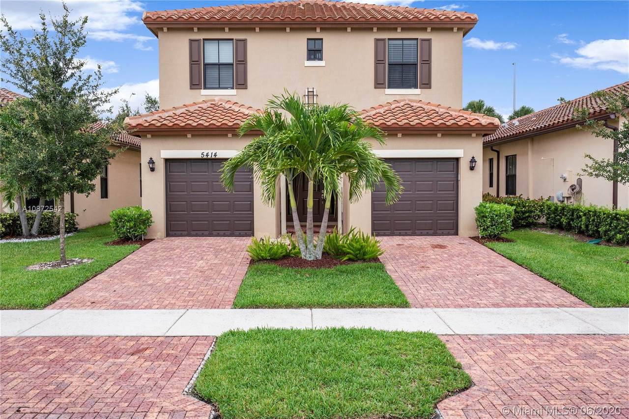 5414 48th Ln - Photo 1