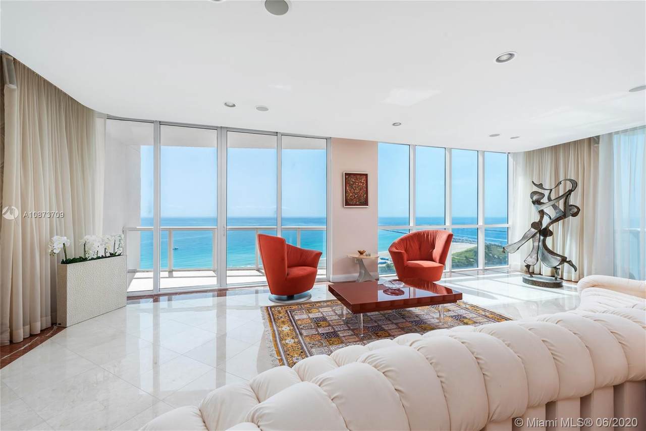 50 Pointe Dr - Photo 1