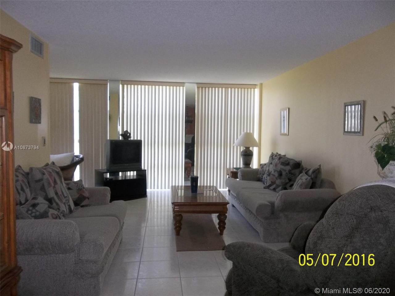 801 Three Islands Blvd - Photo 1