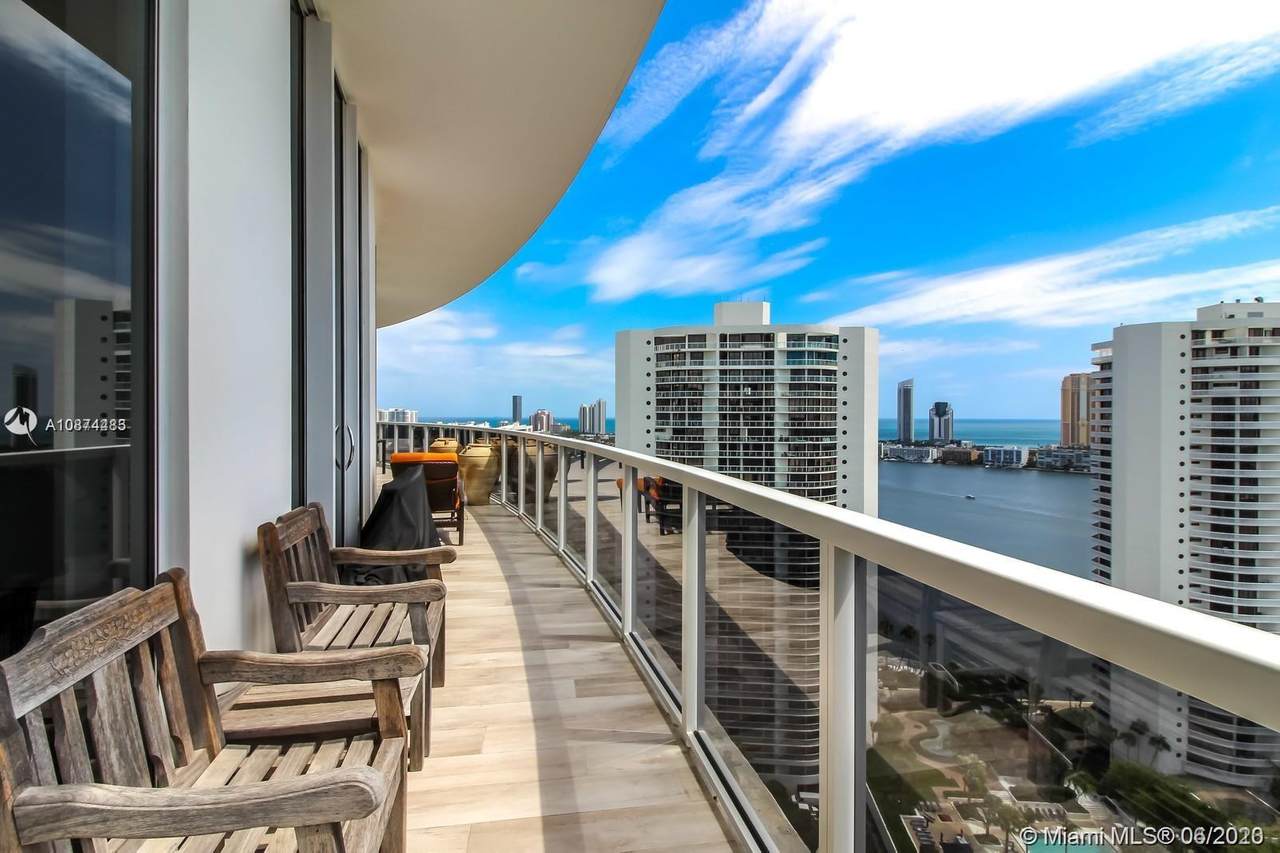 4100 Island Blvd - Photo 1
