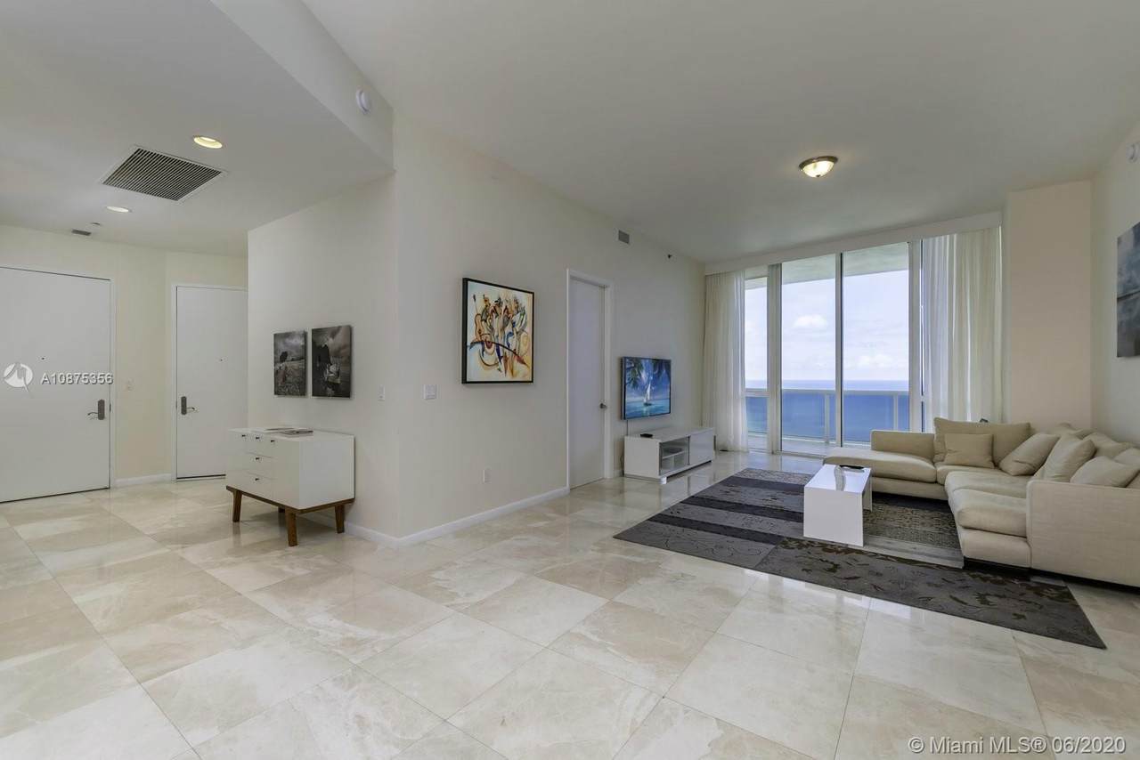 16001 Collins Ave - Photo 1