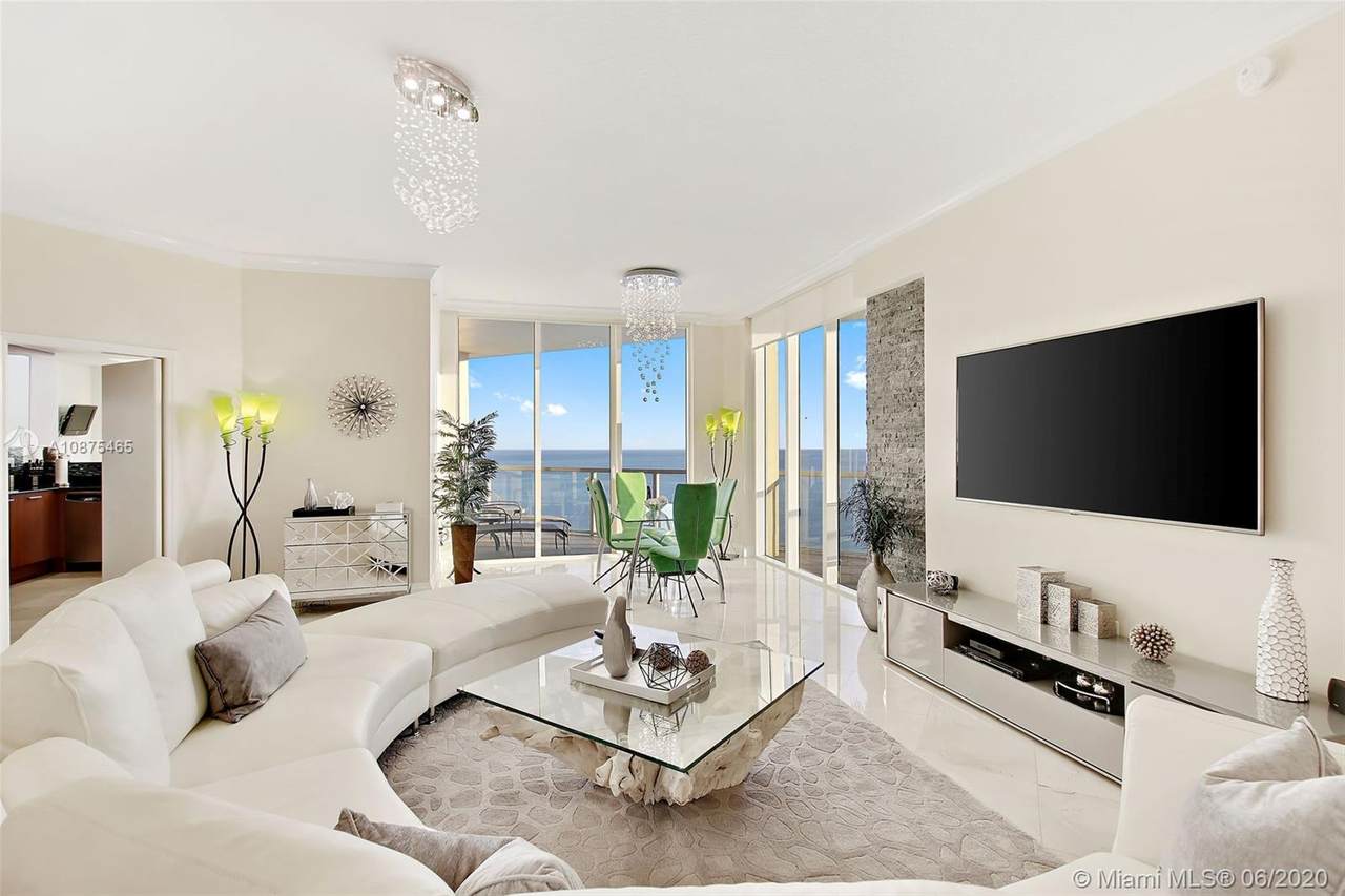16699 Collins Ave - Photo 1