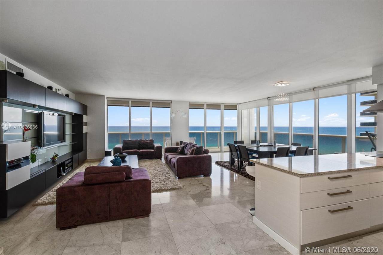 1800 Ocean Dr - Photo 1