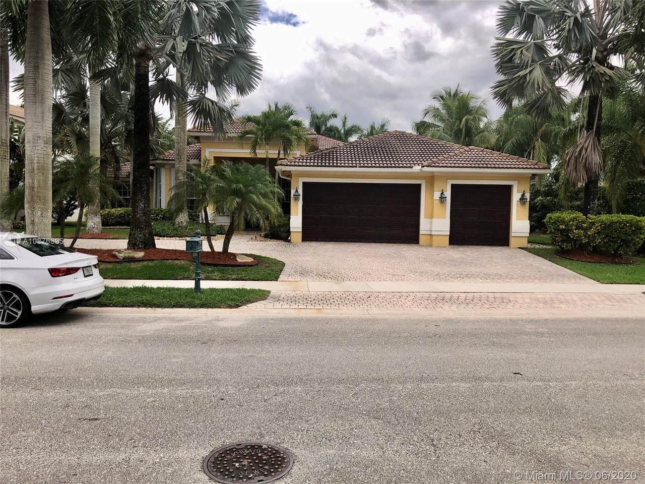 1397 Victoria Isle Dr - Photo 1
