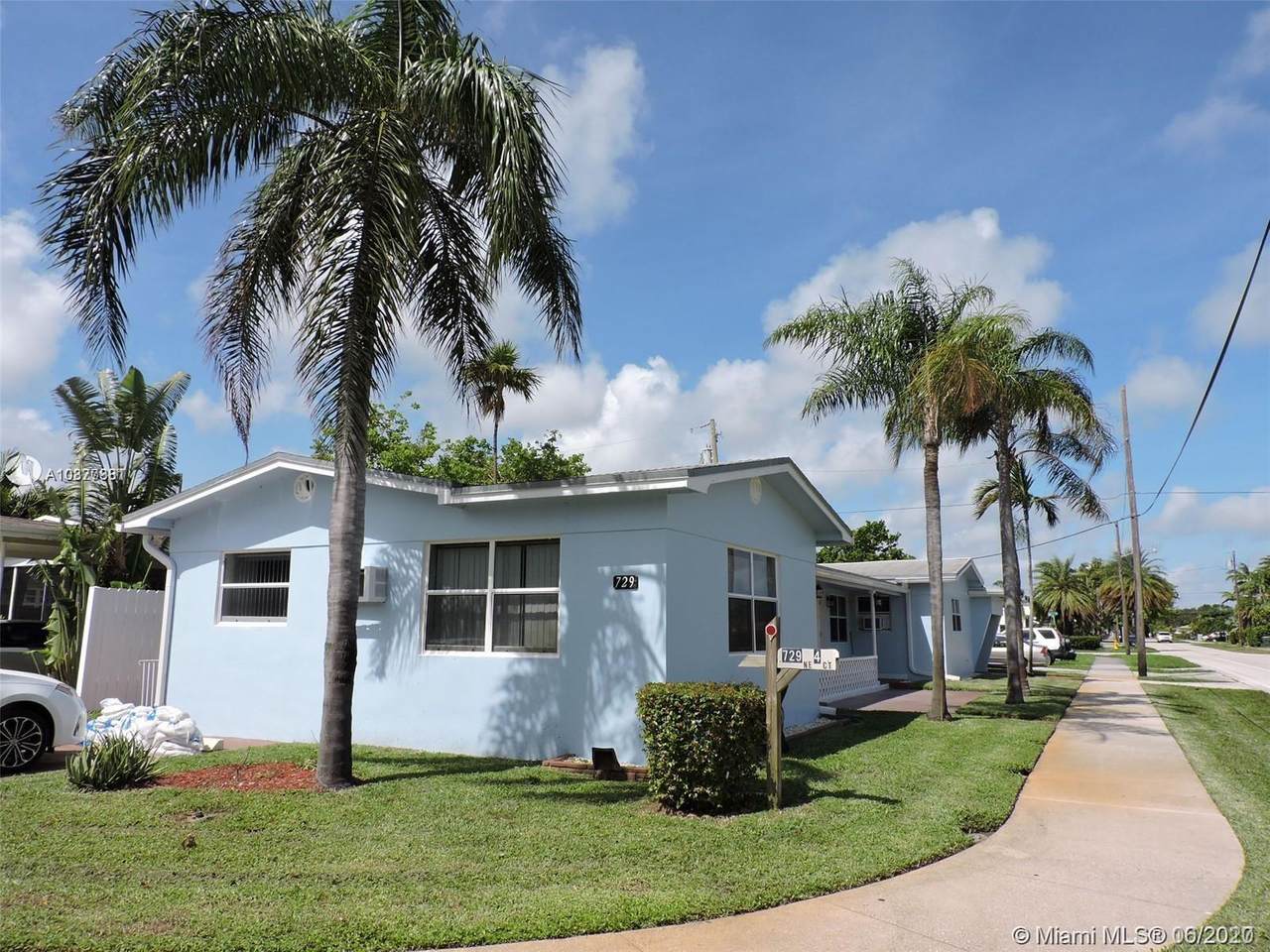 729 4th Ct - Photo 1