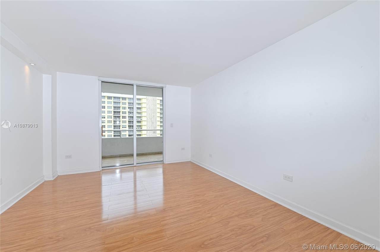5555 Collins Ave - Photo 1