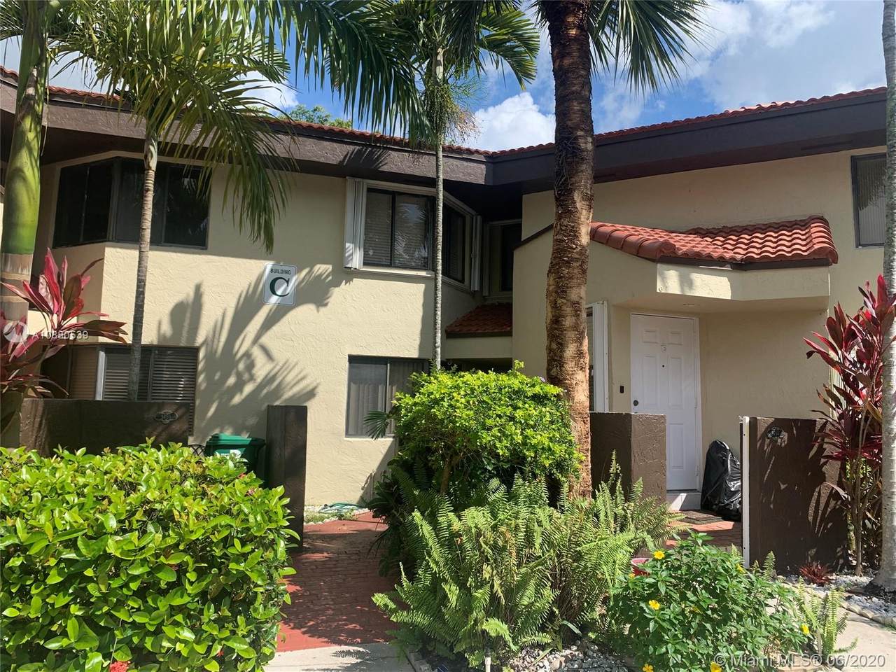 9754 138th Ave - Photo 1
