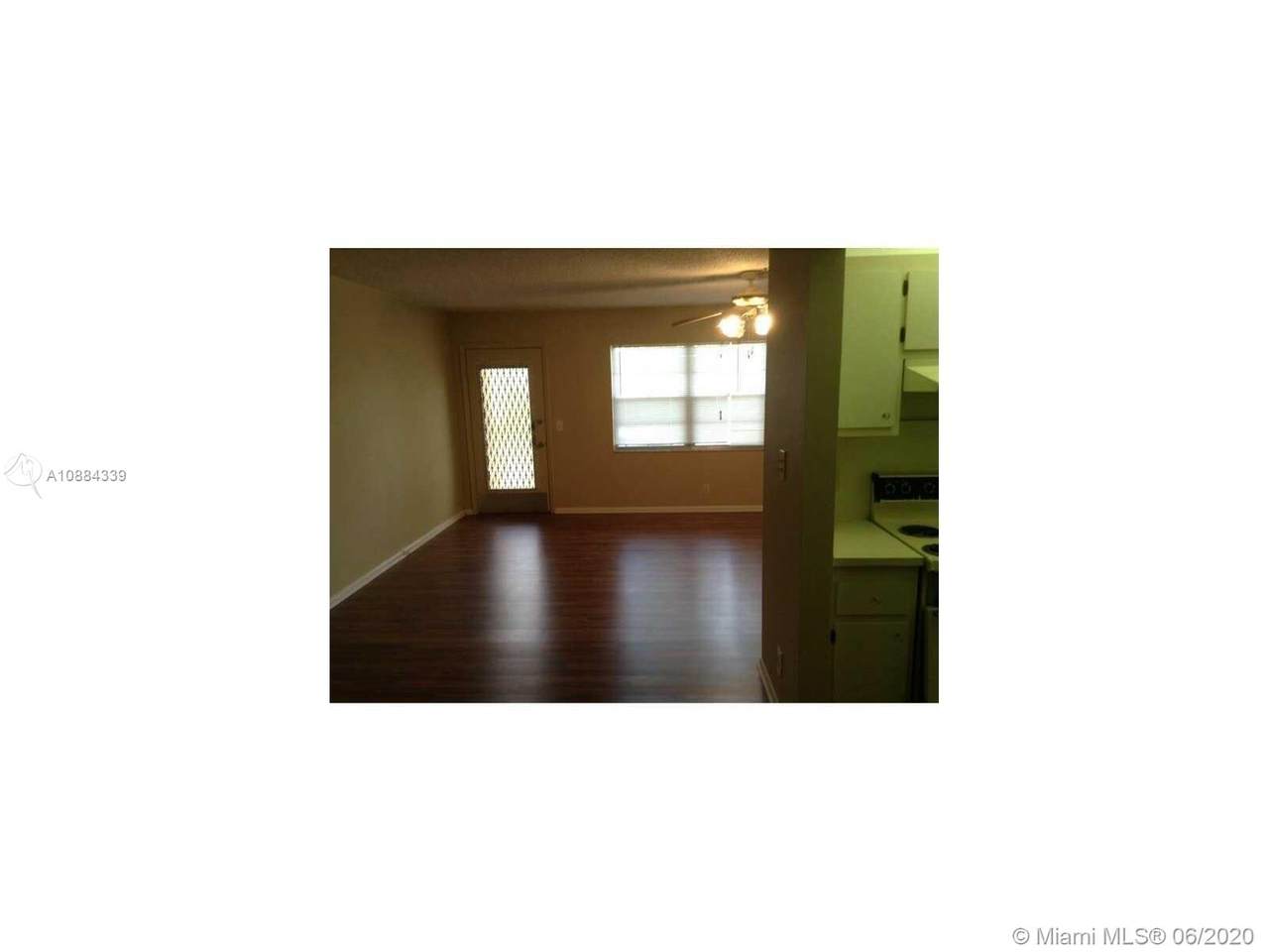 300 134th Way - Photo 1