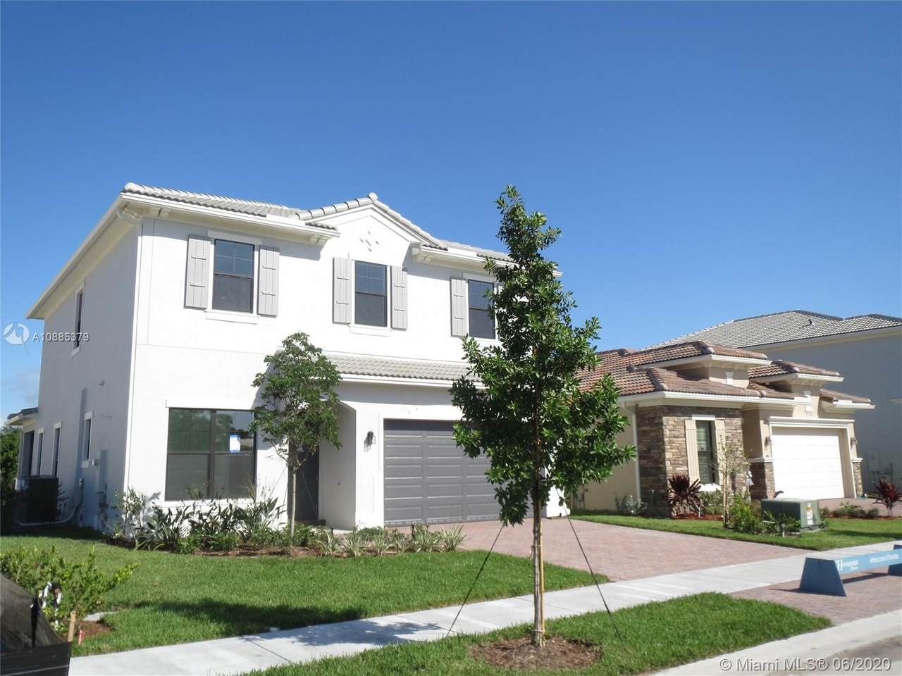 3752 87th Way - Photo 1