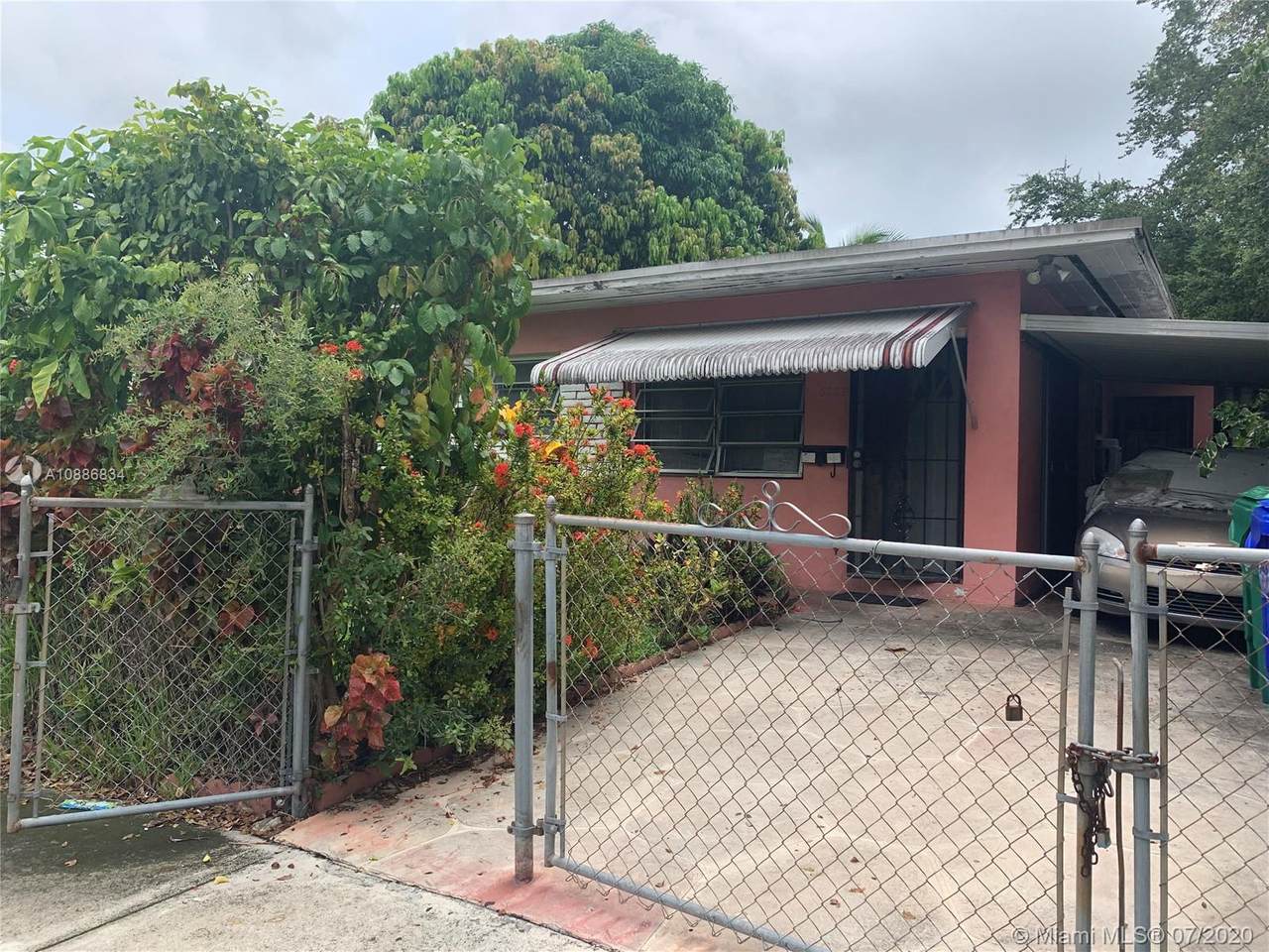 6723 Miami Pl - Photo 1
