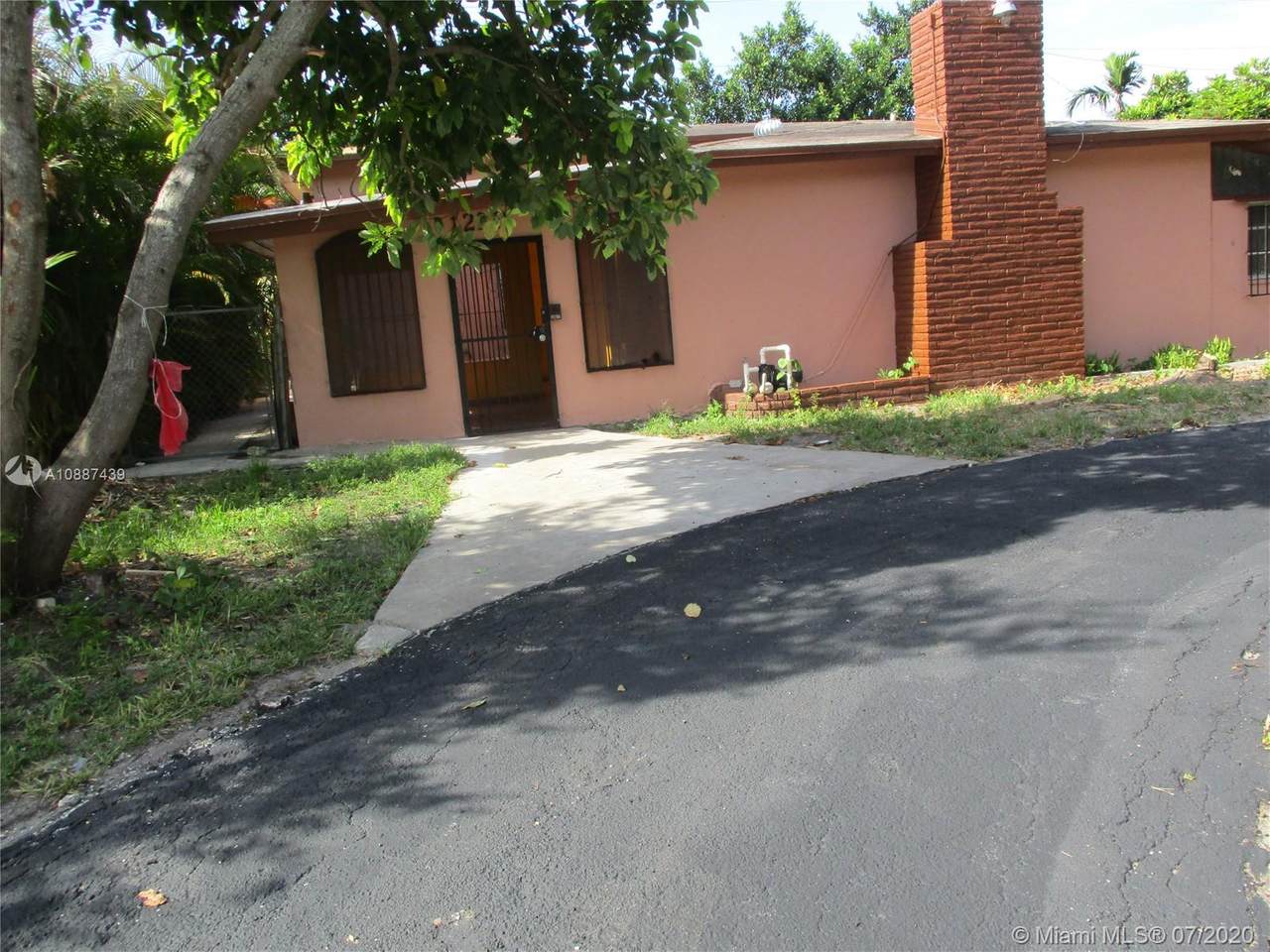 1220 200th St - Photo 1