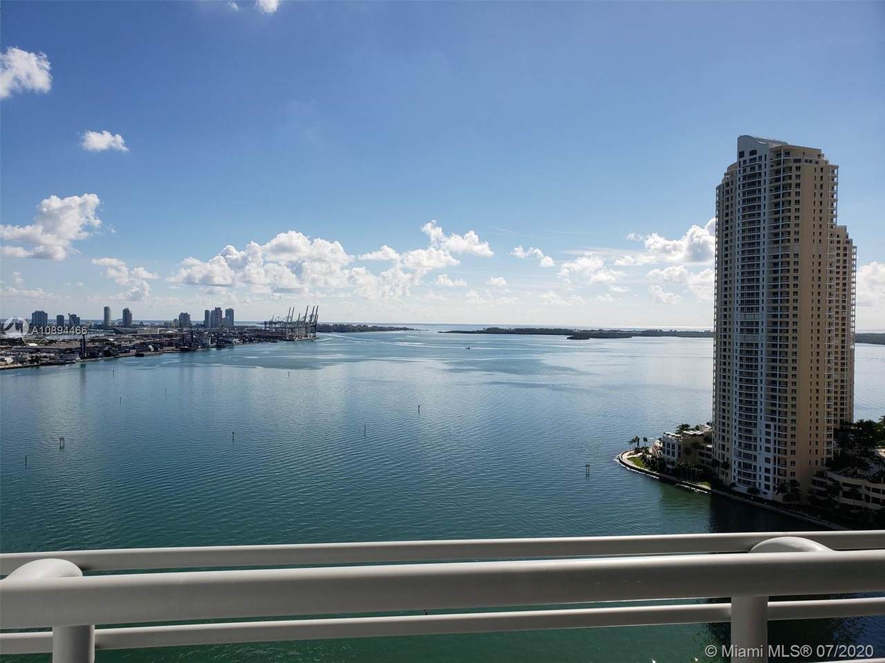 325 Biscayne Blvd - Photo 1