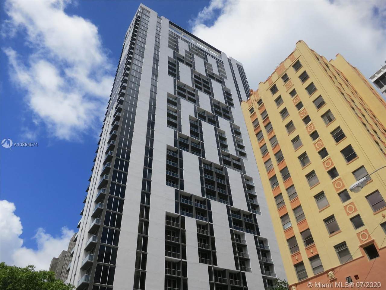 151 1 St - Photo 1