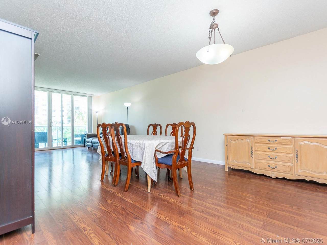 19380 Collins Ave - Photo 1