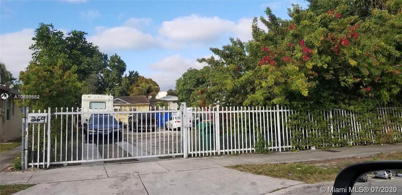 369 33rd St - Photo 1