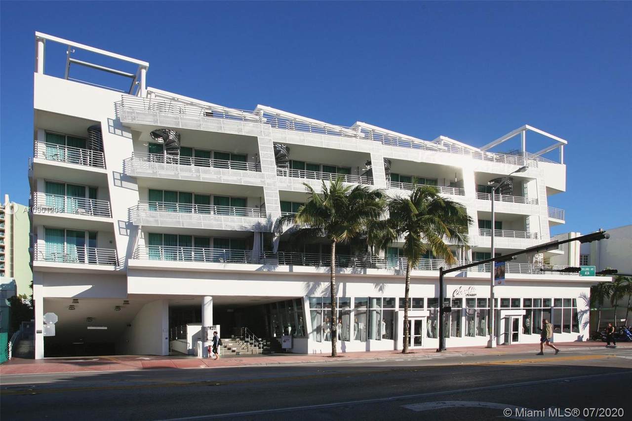 1437 Collins Ave - Photo 1
