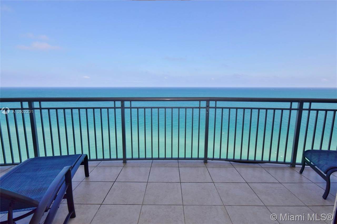 17375 Collins Ave - Photo 1