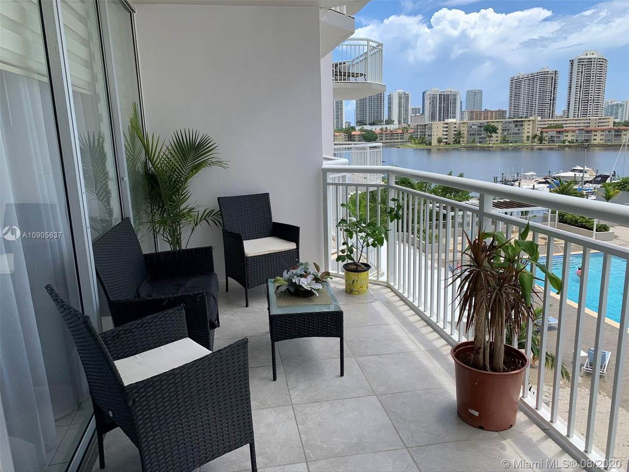 18061 Biscayne Blvd - Photo 1