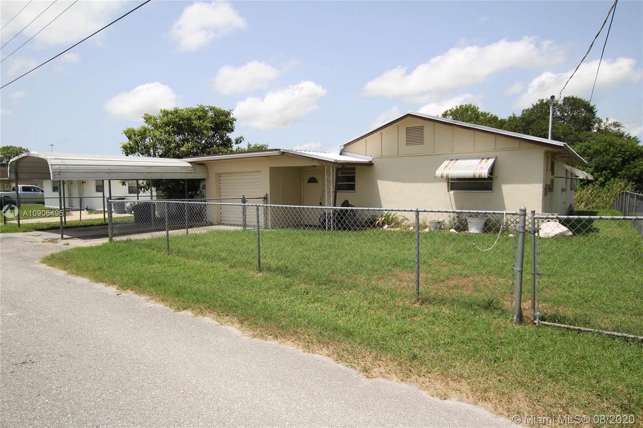 1060 4th Street - Photo 1