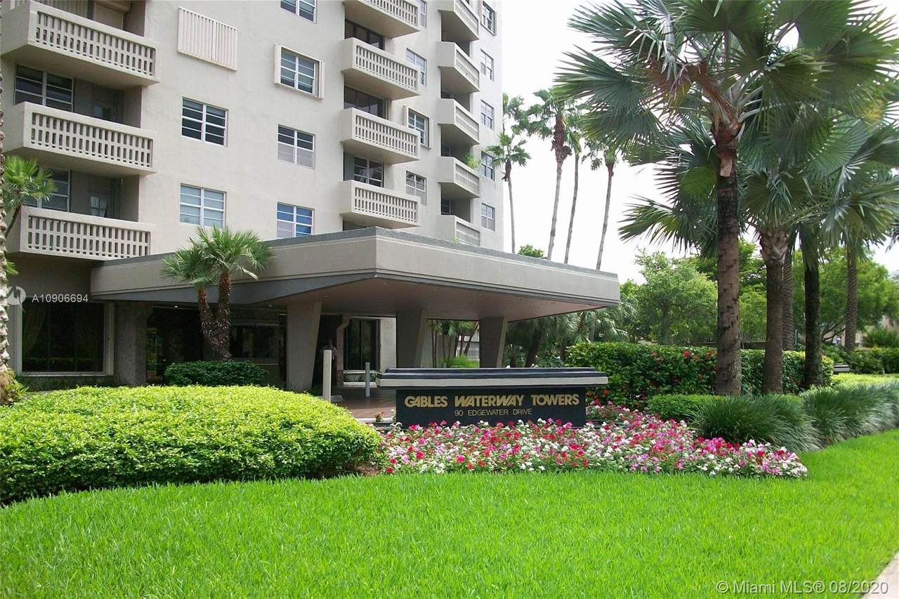 90 Edgewater Dr - Photo 1