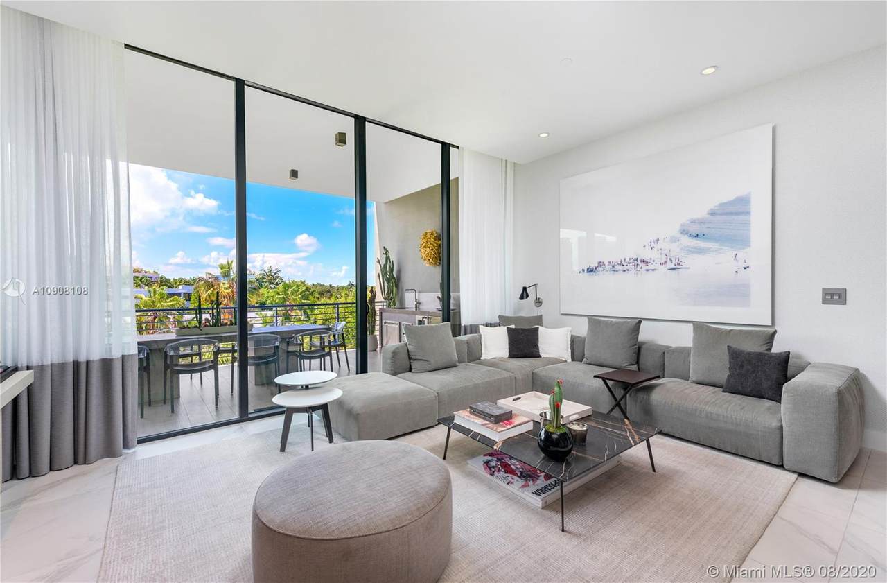 101 Sunrise Dr - Photo 1