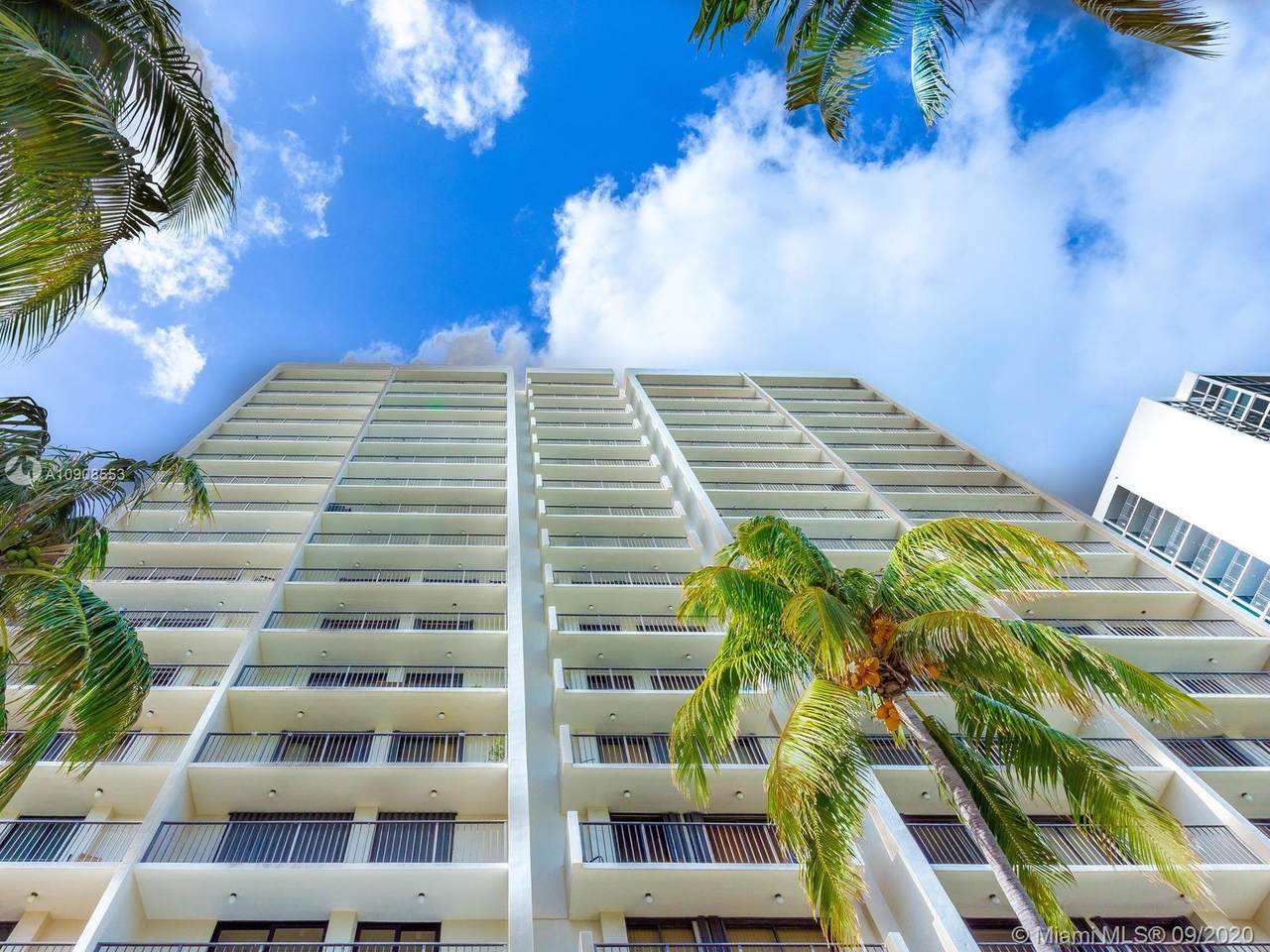 2625 Collins Ave - Photo 1