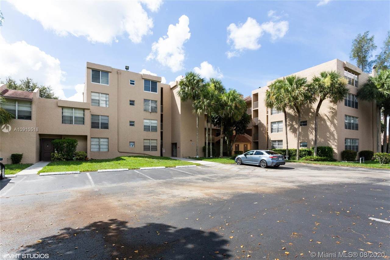 9470 Live Oak Pl - Photo 1