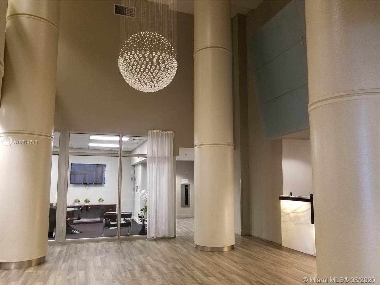 1750 Bayshore Dr - Photo 1