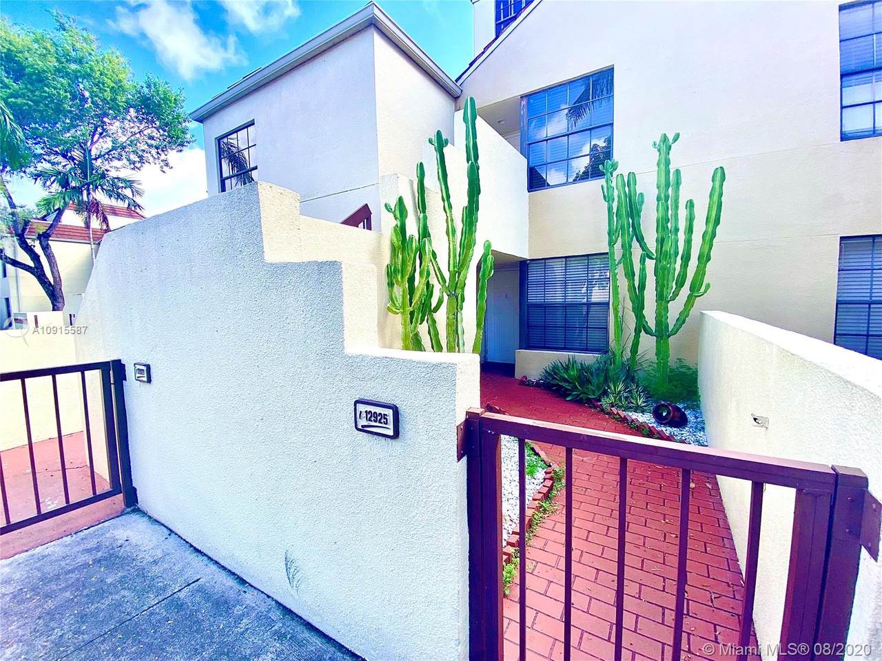 12925 88th Ln - Photo 1