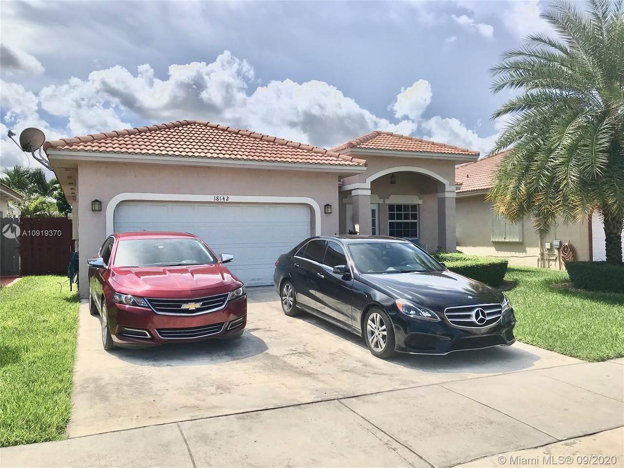 18142 144th Ct - Photo 1