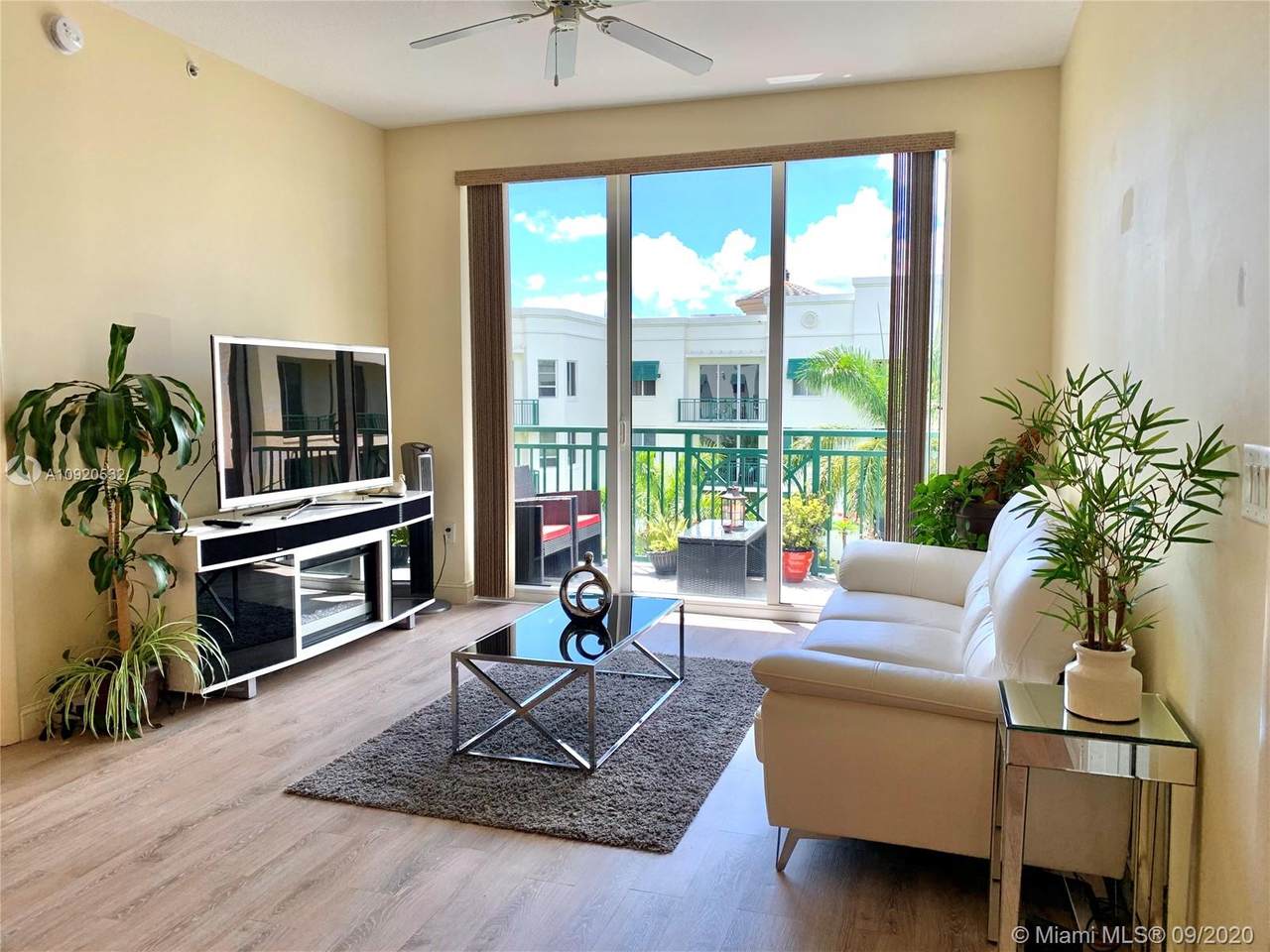 510 84th Ave - Photo 1