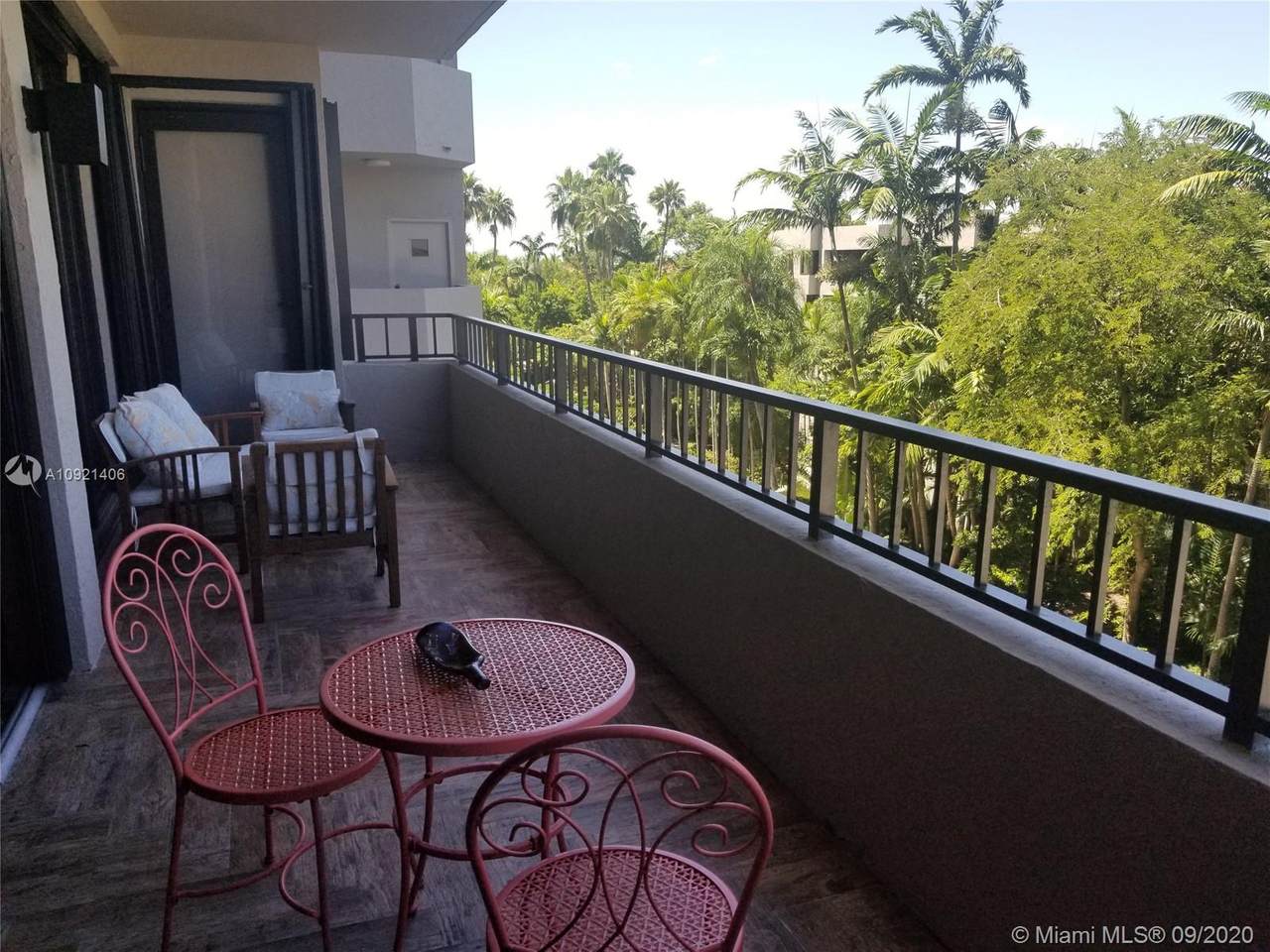 151 Crandon Blvd - Photo 1