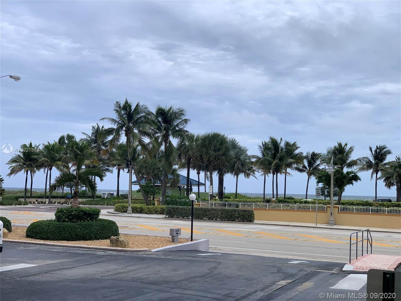 405 Ocean Blvd - Photo 1