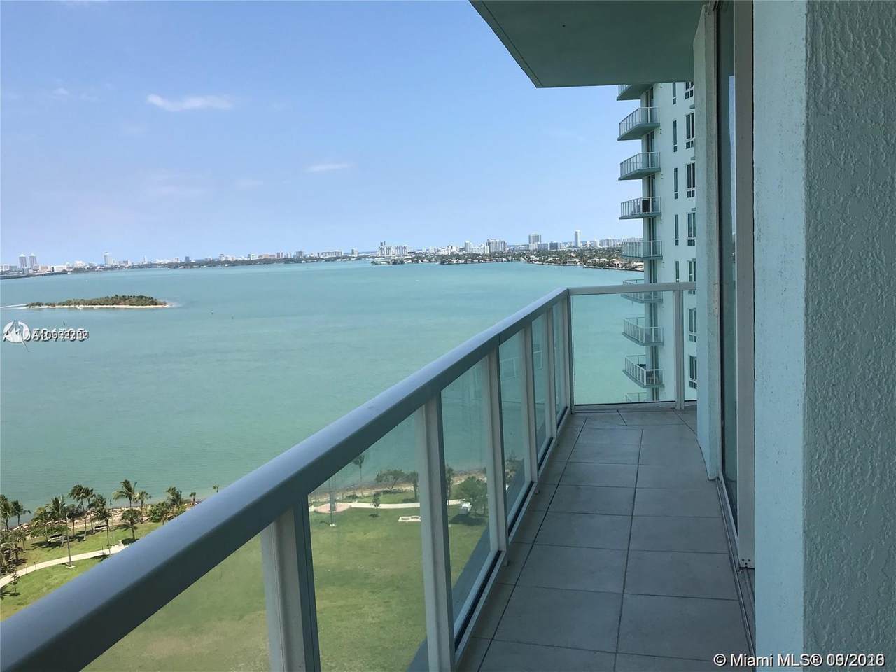 1900 Bayshore Dr - Photo 1