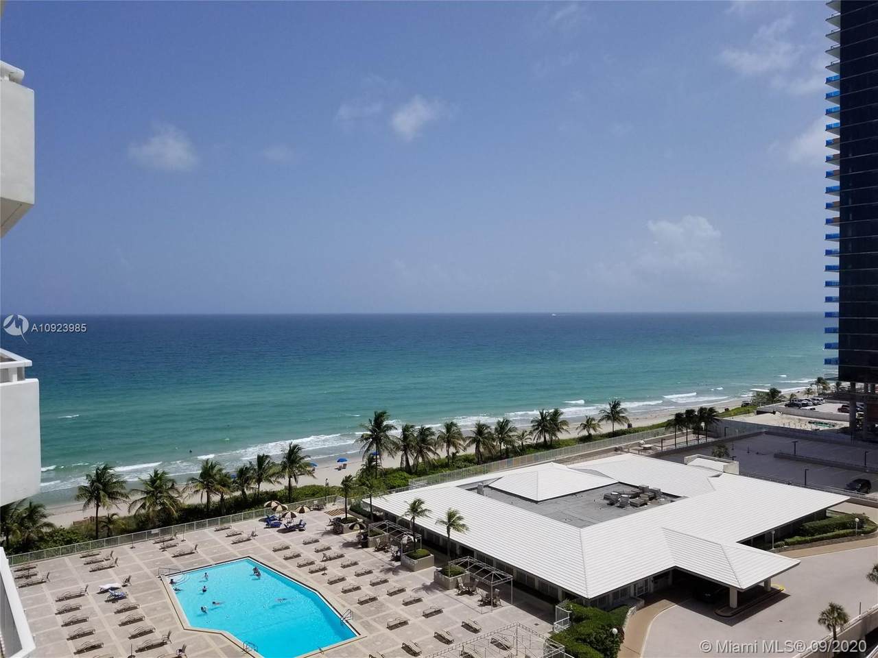 1950 Ocean Dr - Photo 1