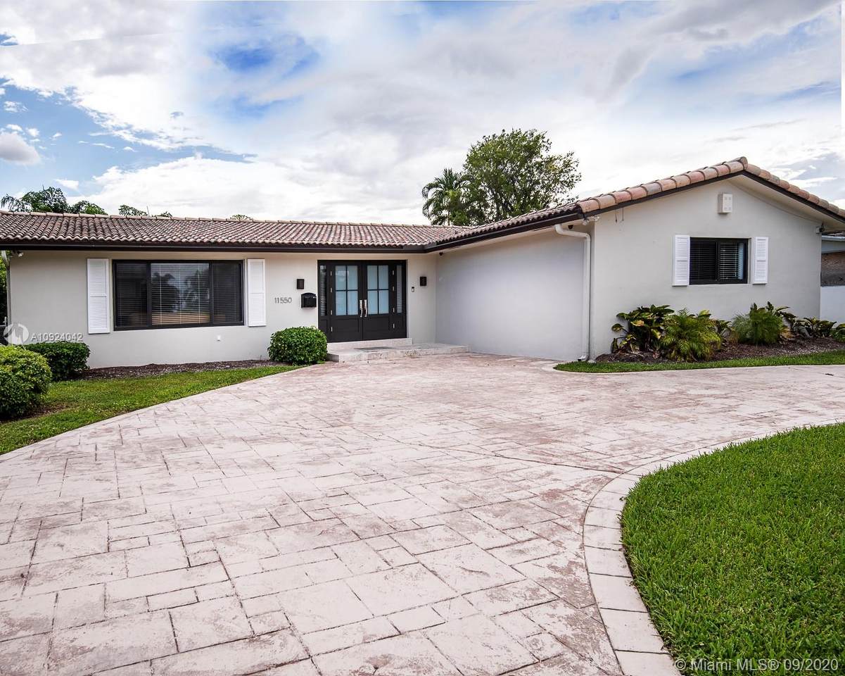 11550 Bayshore Dr - Photo 1