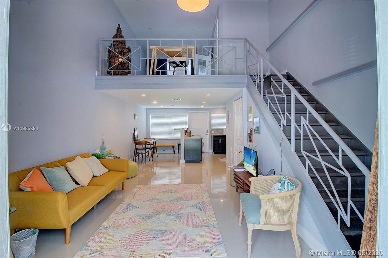 6865 Bay Dr - Photo 1