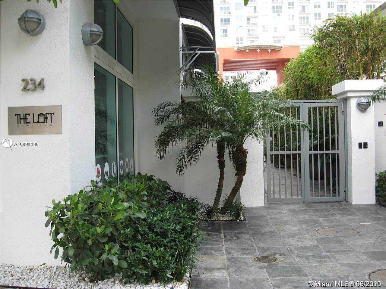 234 3rd St - Photo 1