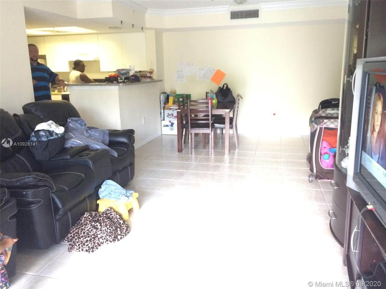 5031 Wiles Rd - Photo 1