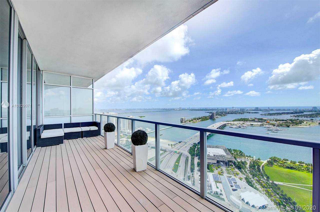 1100 Biscayne Blvd - Photo 1