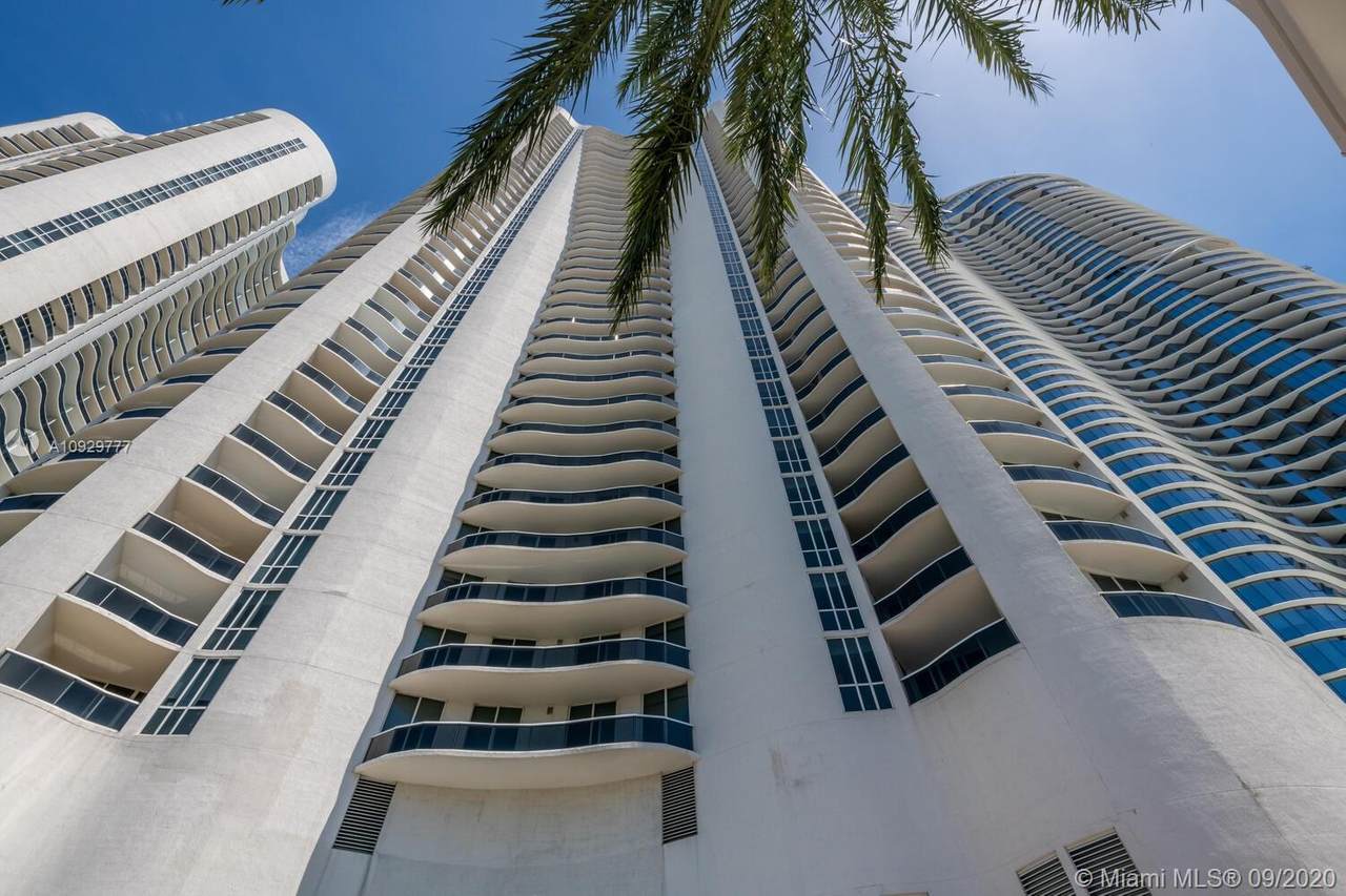 15811 Collins Ave - Photo 1