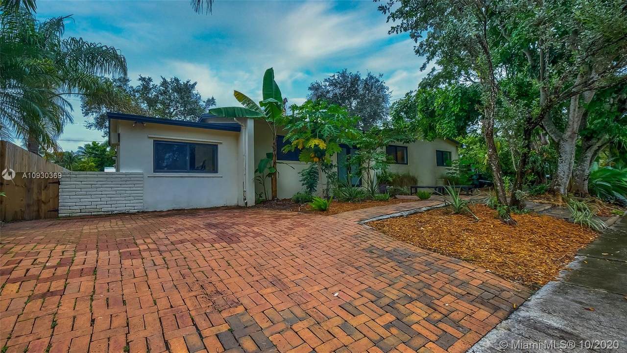 6361 49th St - Photo 1