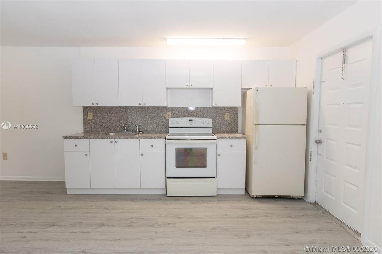 2401 Van Buren St - Photo 1