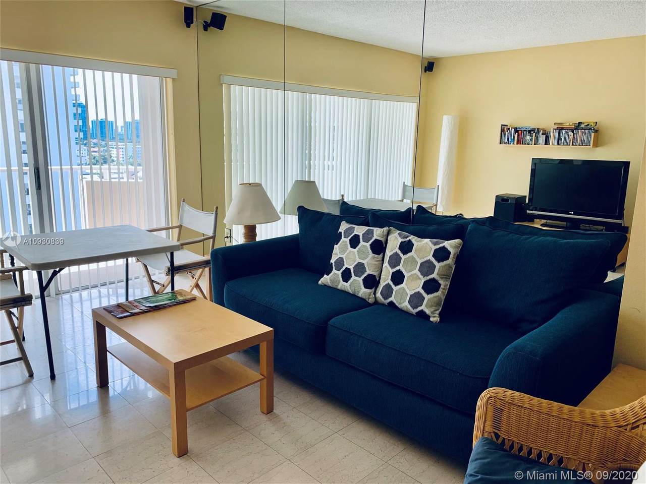 1980 Ocean Dr - Photo 1