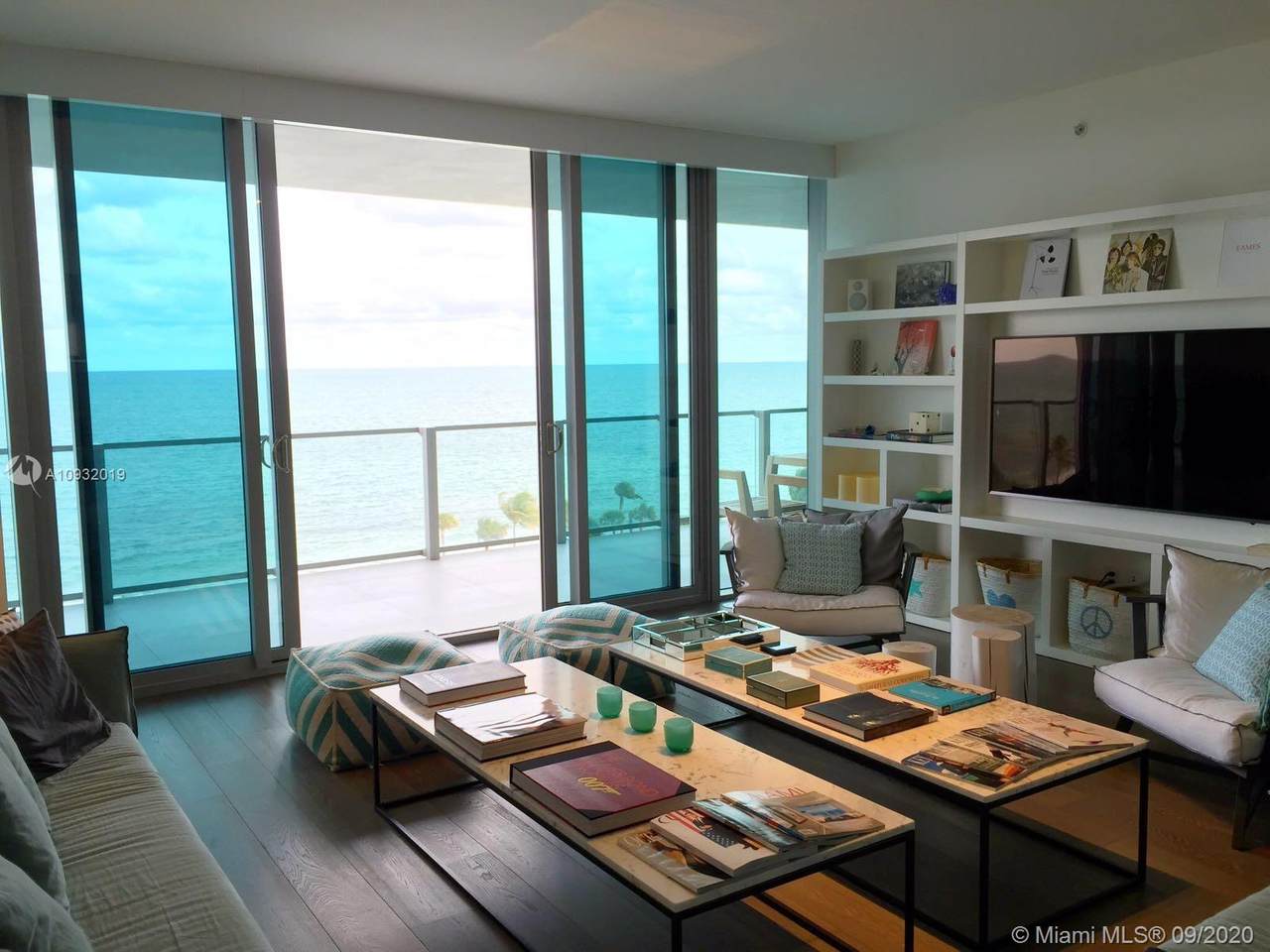 360 Ocean Dr - Photo 1
