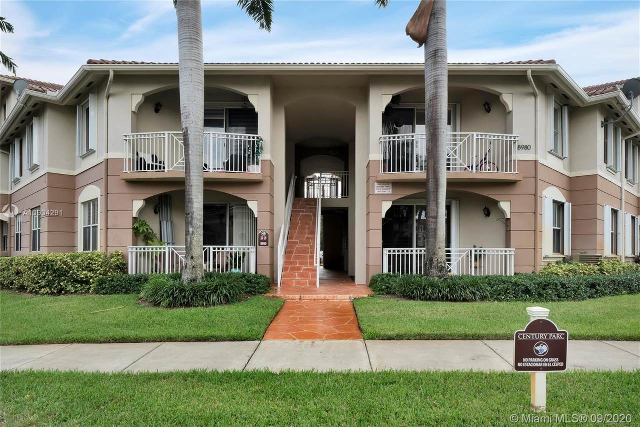 8980 Flagler St - Photo 1